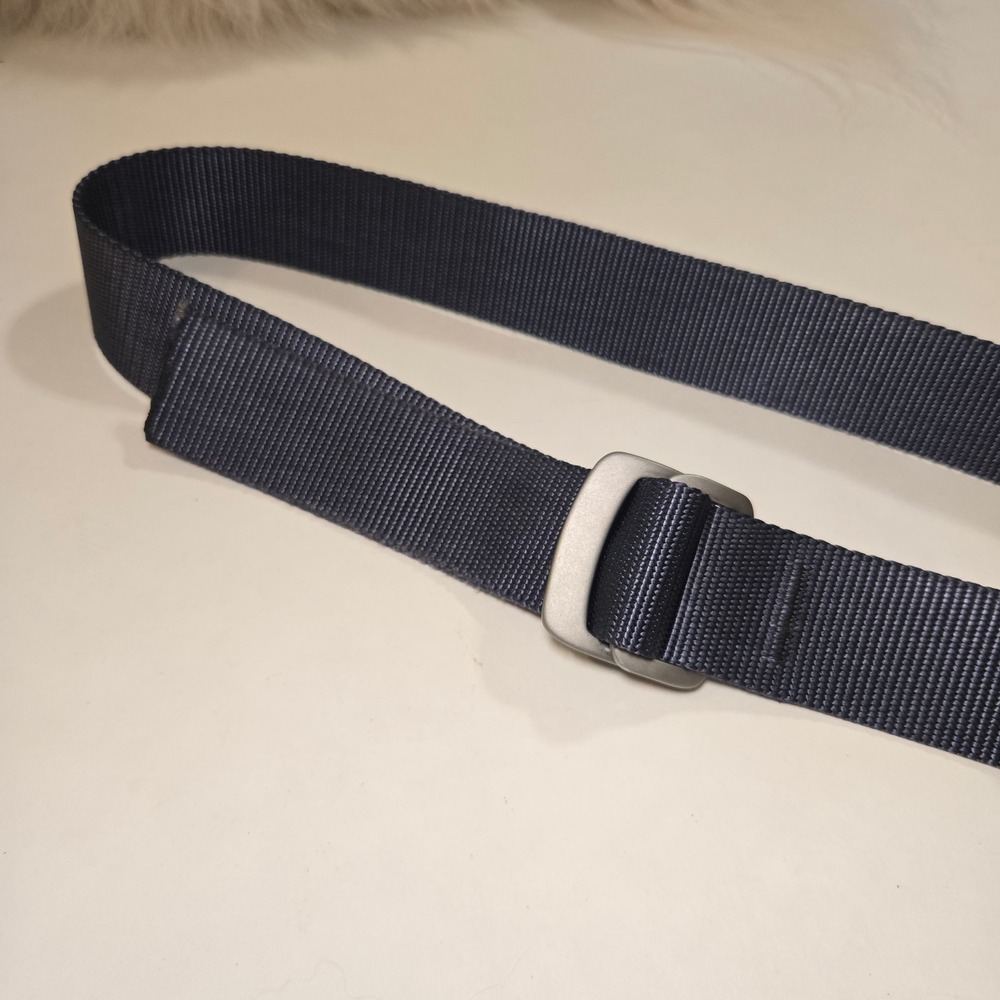 VTG Bison Designs Webbing Belt Utility Cinch Buckle Mens XL Navy Blue OSFA Nylon